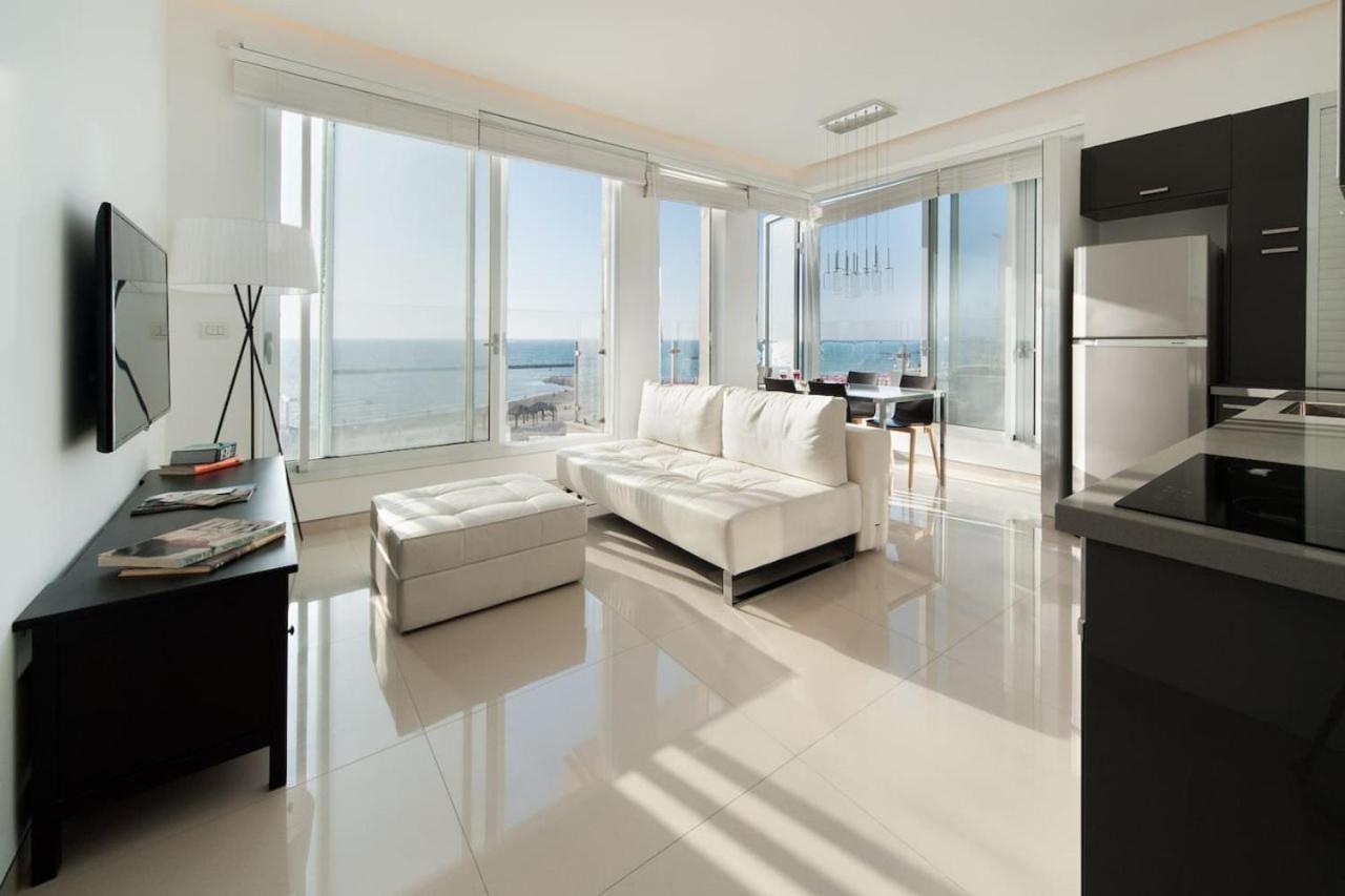 Beach And Sunset Panorama Apartment By Sea N' Rent Тель-Авів Екстер'єр фото